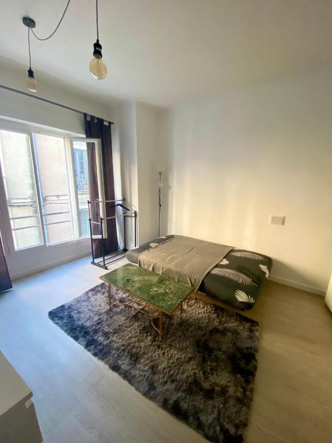 Studio Centre Ville Nimes Exterior foto
